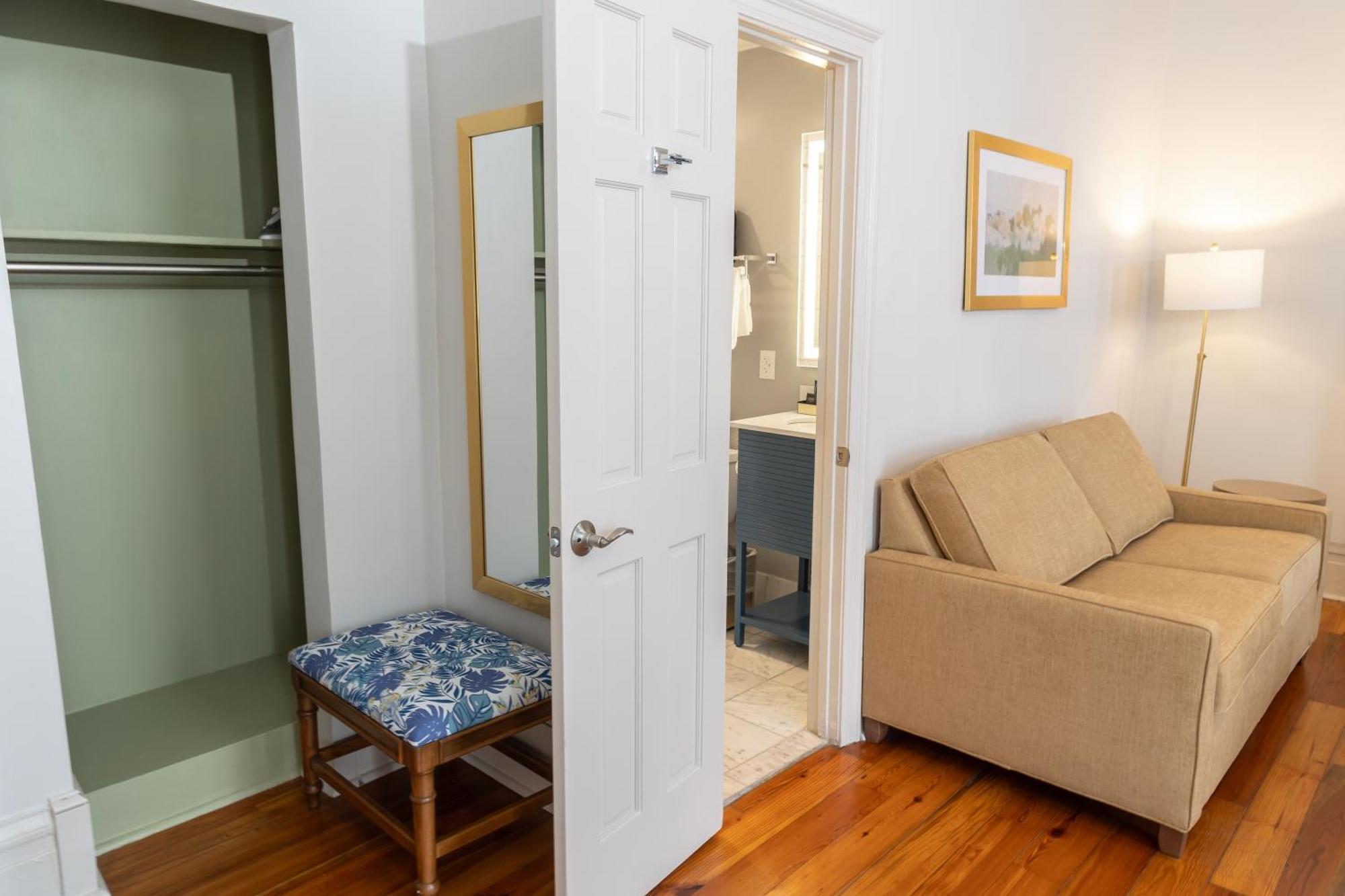 Inn On St. Ann, A French Quarter Guest Houses Property Новый Орлеан Экстерьер фото