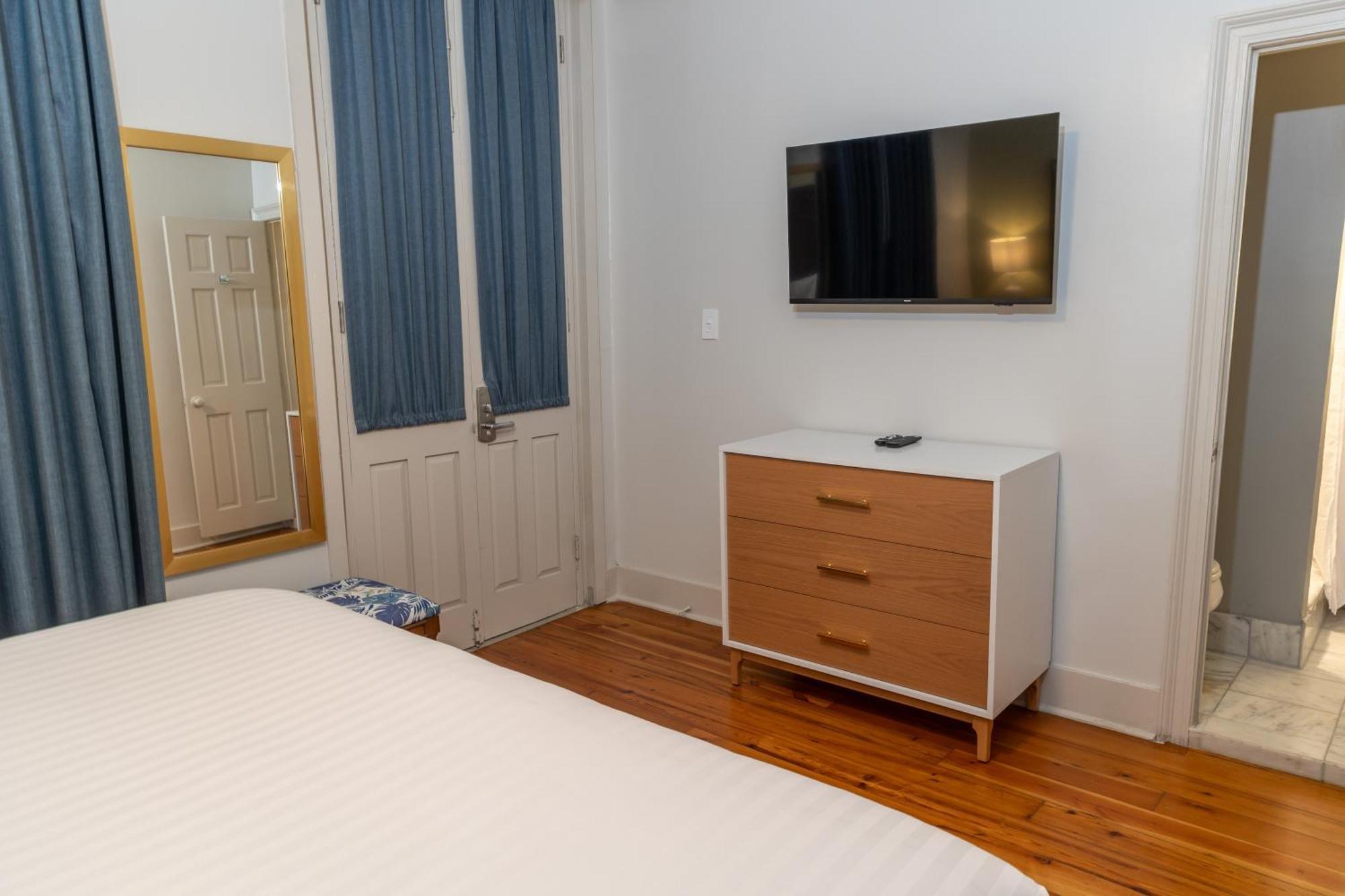 Inn On St. Ann, A French Quarter Guest Houses Property Новый Орлеан Экстерьер фото